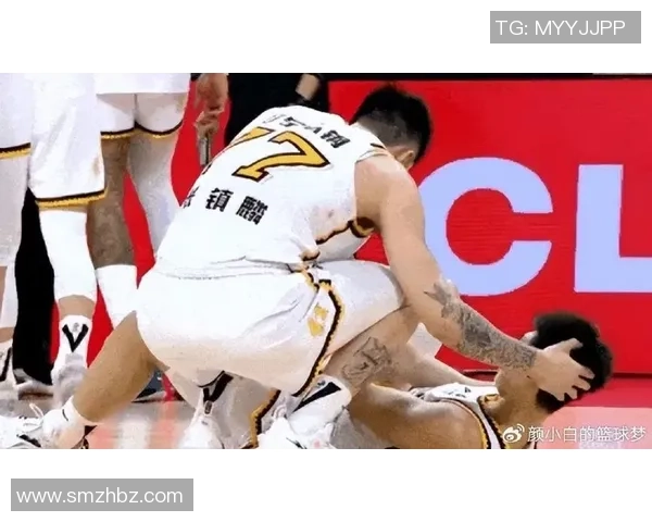 篮网与灰熊激战正酣比分悬念不断引发球迷热议 篮网与灰熊激战正酣比分悬念不断引发球迷热议